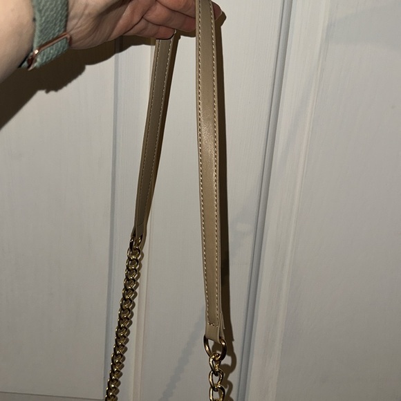 ‼️SALE‼️ NWT VALENTINO ORLANDI Crossbody in Taupe V-2005 - Picture 8 of 8